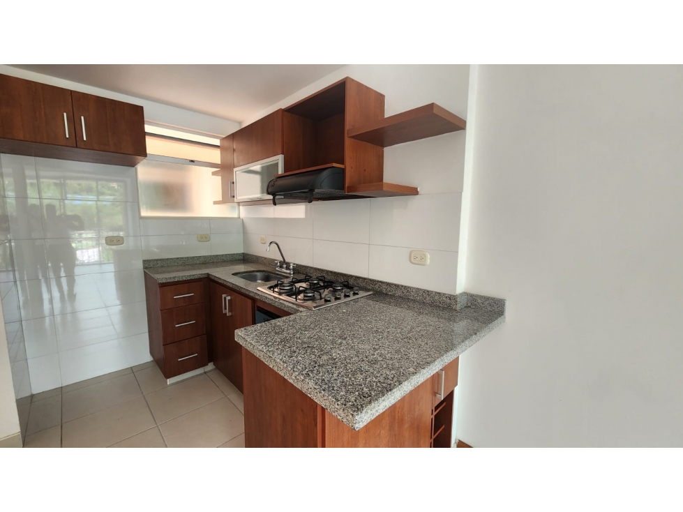 ARRIENDO APARATMENTO LA VEGA - 4
