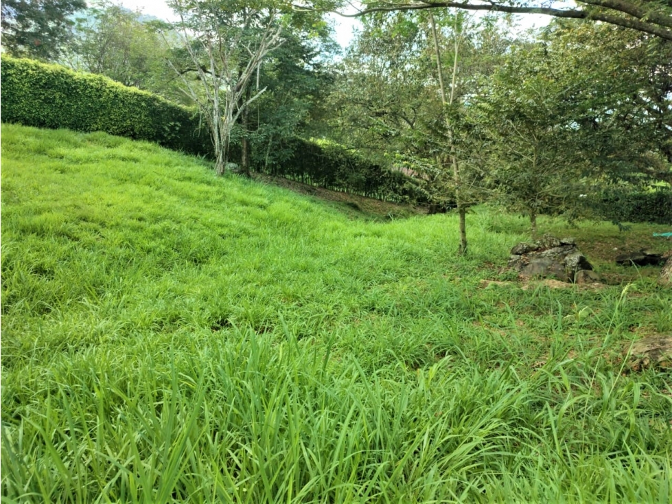 Vende Lote Campestre en Condominio - 3