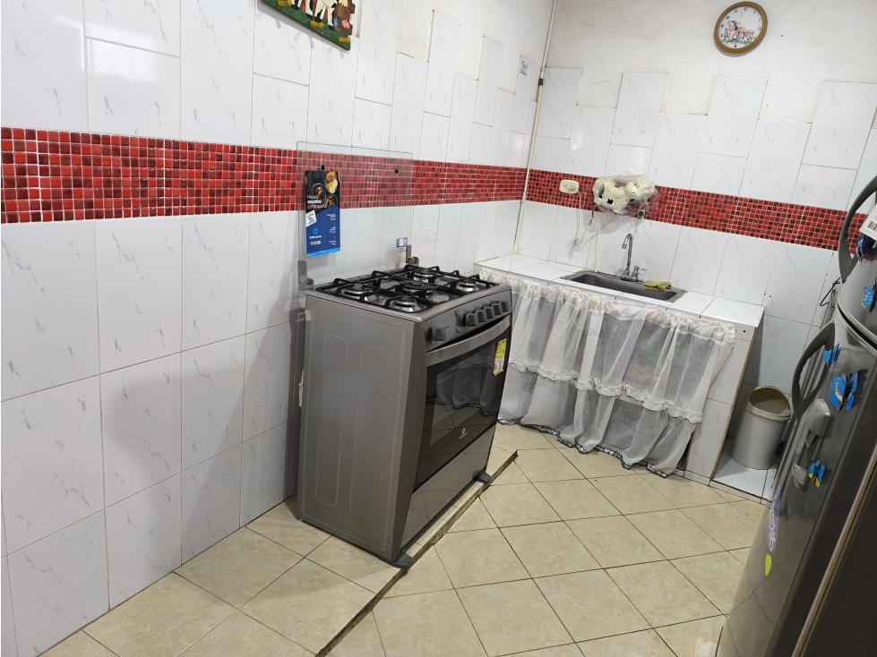 VENDE CASA EN VILLETA - 4