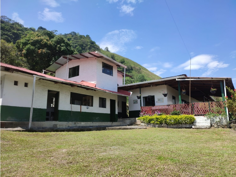 Vendo Finca en Sasaima - 1