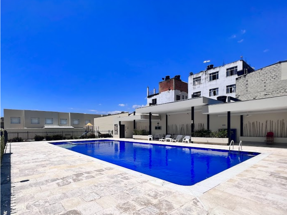 VENDE / PERMUTA EXCELENTE CASA EN CONJUNTO CERRADO EN VILLETA