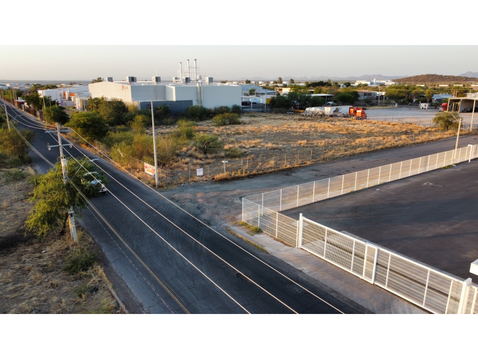 Lote industrial 8100 m2 en esquina Parque Industrial Hermosillo Sonora — foto 6