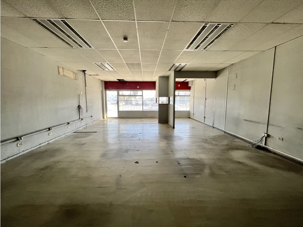 Local con bodega de 560 m2 Blvd Luis Encinas en Hermosillo - 4