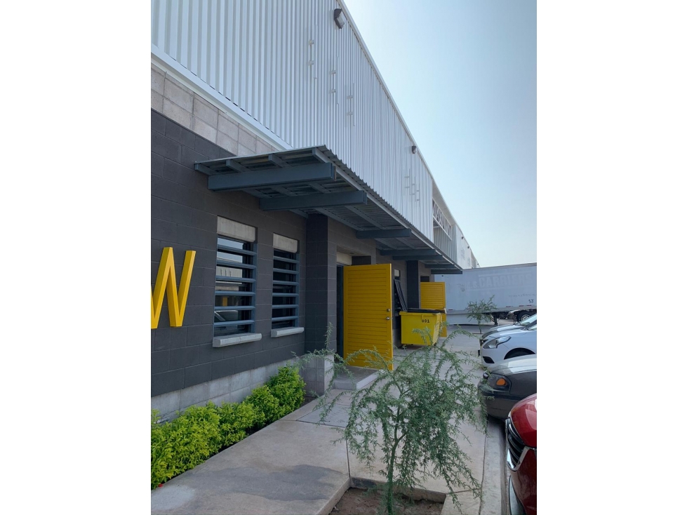 Bodegas de 512 m2 junto al Aeropuerto de Hermosillo - 1