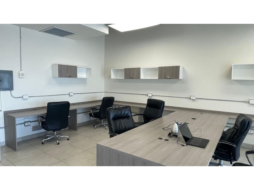RENTA DE 2 SUITES EJECUTIVAS EN COLOSSUS — foto 2