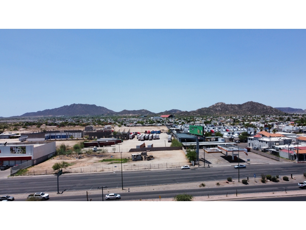 Rento lote comercial de 4000 m2 en Blvd Perisur en Hermosillo - 3
