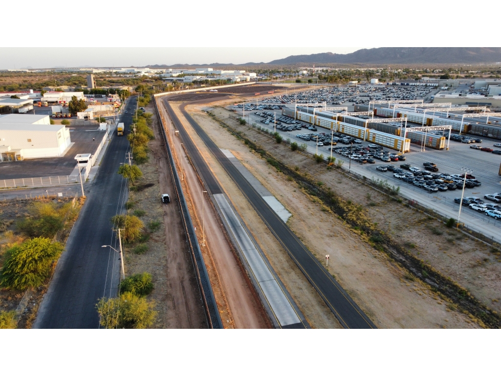 Lote industrial 8100 m2 en esquina Parque Industrial Hermosillo Sonora — foto 3