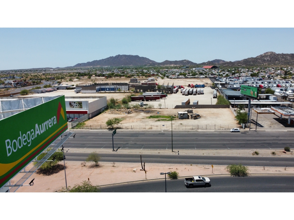 Rento lote comercial de 4000 m2 en Blvd Perisur en Hermosillo - 4