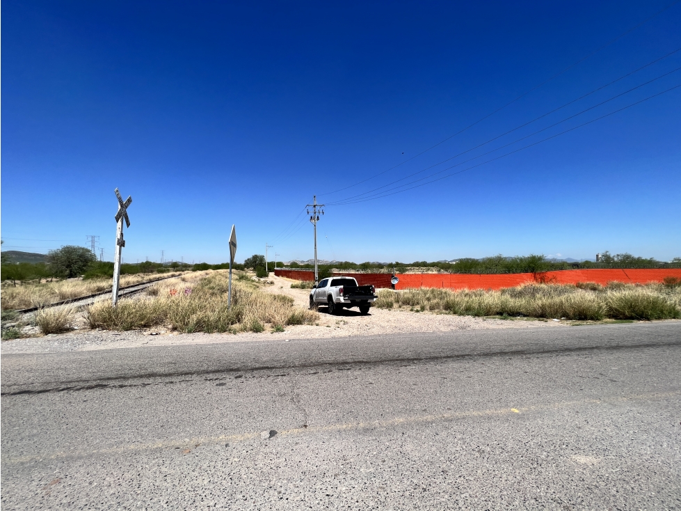 Terreno industrial de 185 HAS con vias del tren en Hermosillo — foto 4