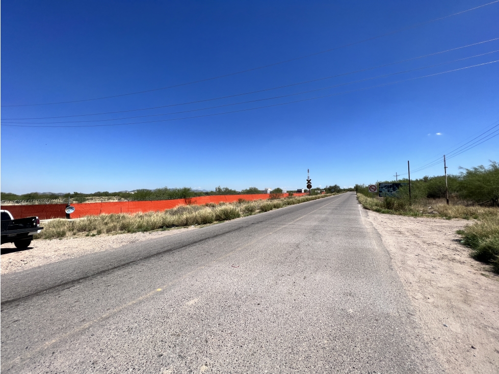 Terreno industrial de 185 HAS con vias del tren en Hermosillo — foto 3