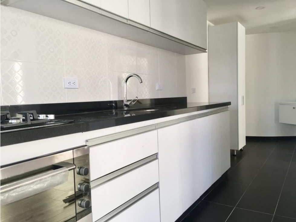 Vendo apartamento PH duplex en Santa Bàrbara, cerca a Unicentro — foto 4