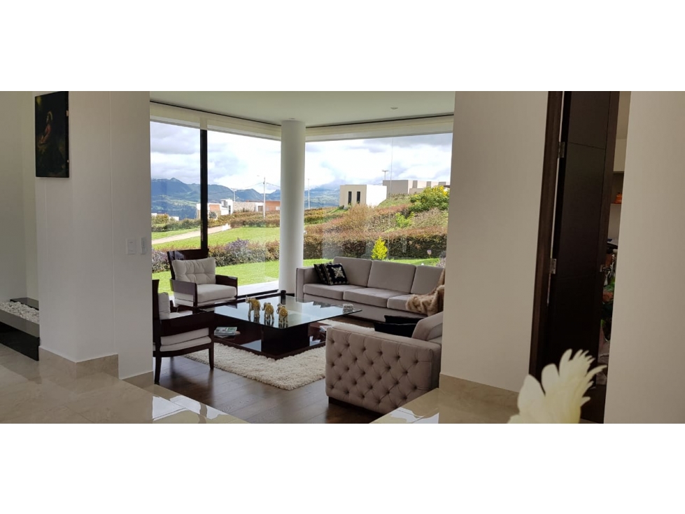 Se vende exclusiva casa en yerbabuena - 4