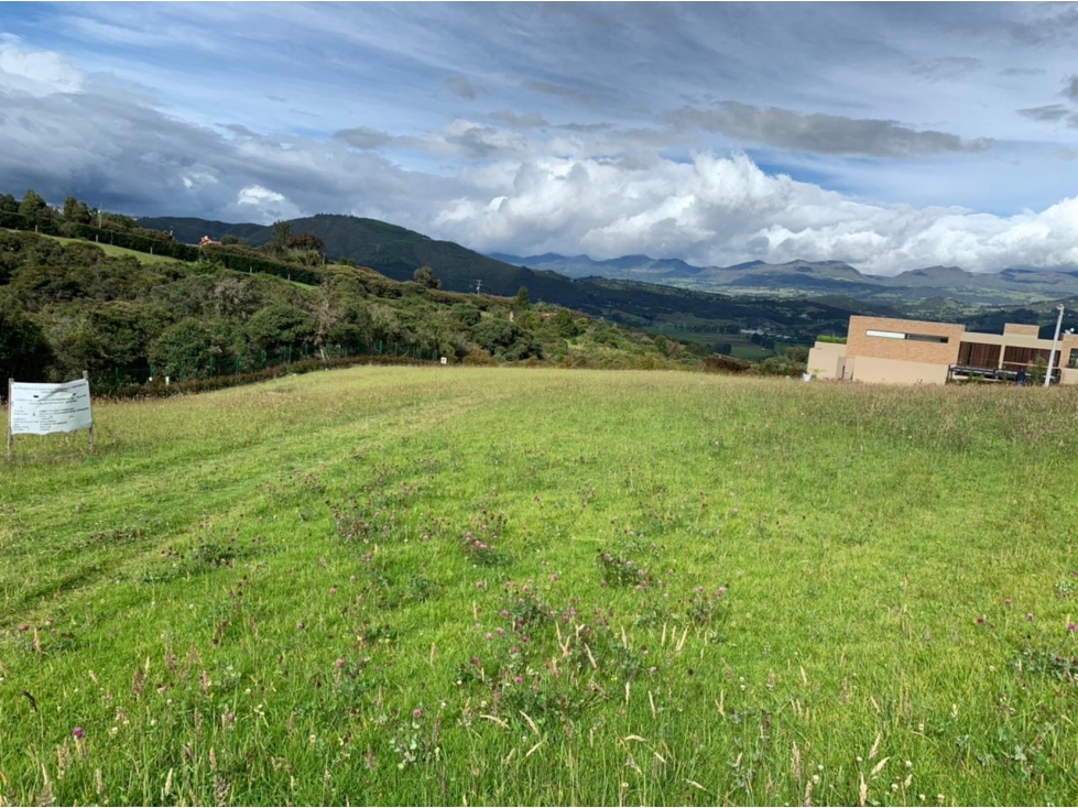 Se vende espectacular lote en Yerbabuena, Sopo.