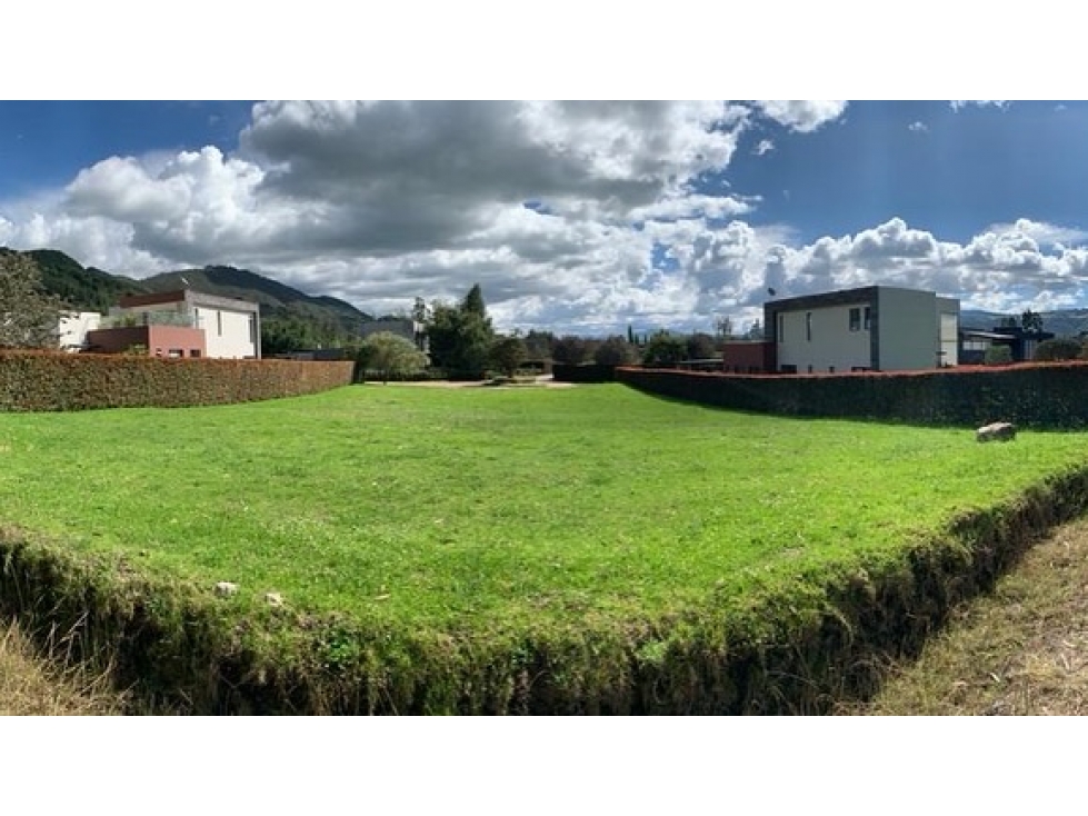 Vendó espectacular lote en KUBIK VERDE!! - 1