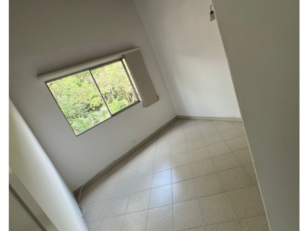 Apartamento en Venta La castellana ( villa de aburra), Medellín. — foto 5