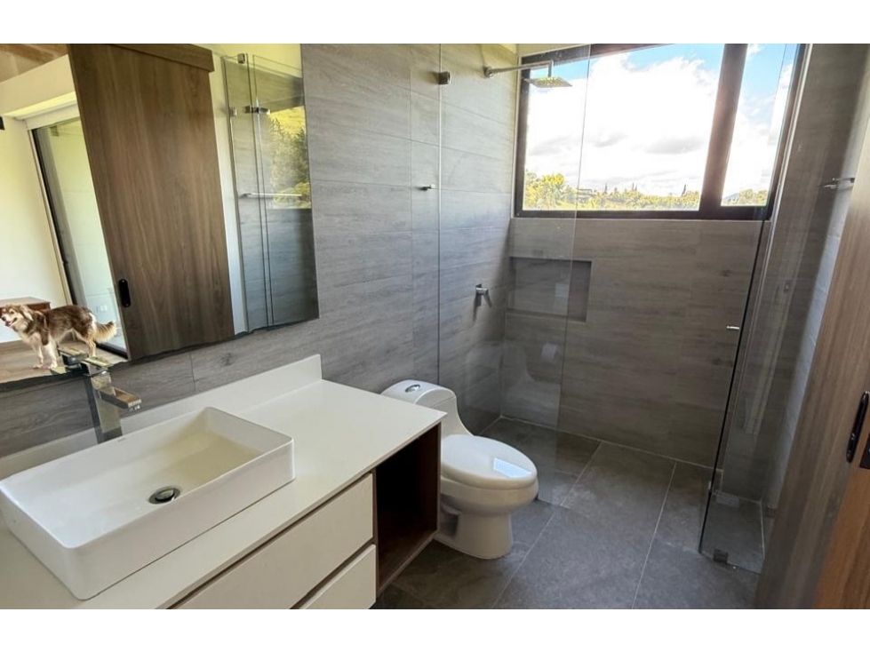 Casa Campestre en Arriendo Fizebad El Retiro, Antioquia. — foto 5