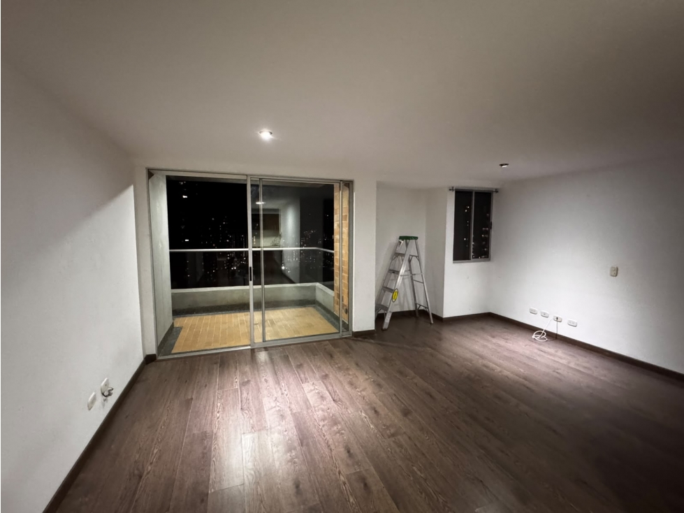 Apartamento en Arriendo Sabaneta, Medellín. — foto 2