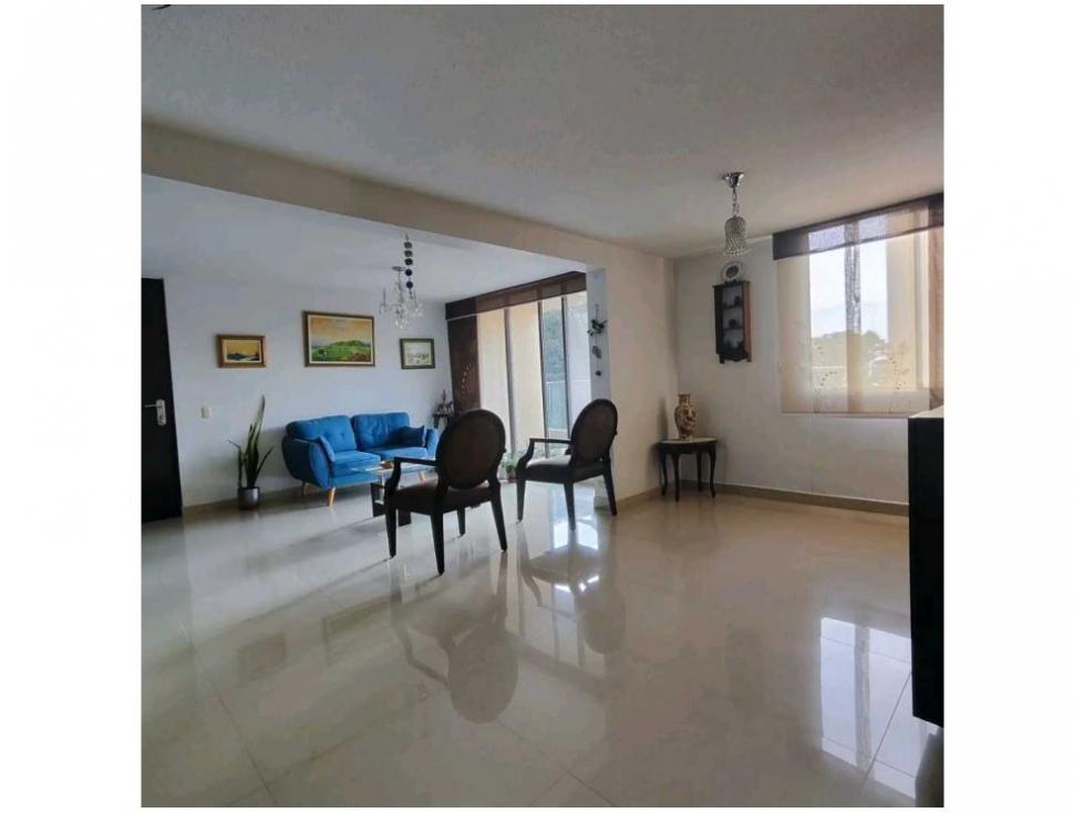 Apartamento en Venta Loma de los Bernal, Medellín. — foto 3