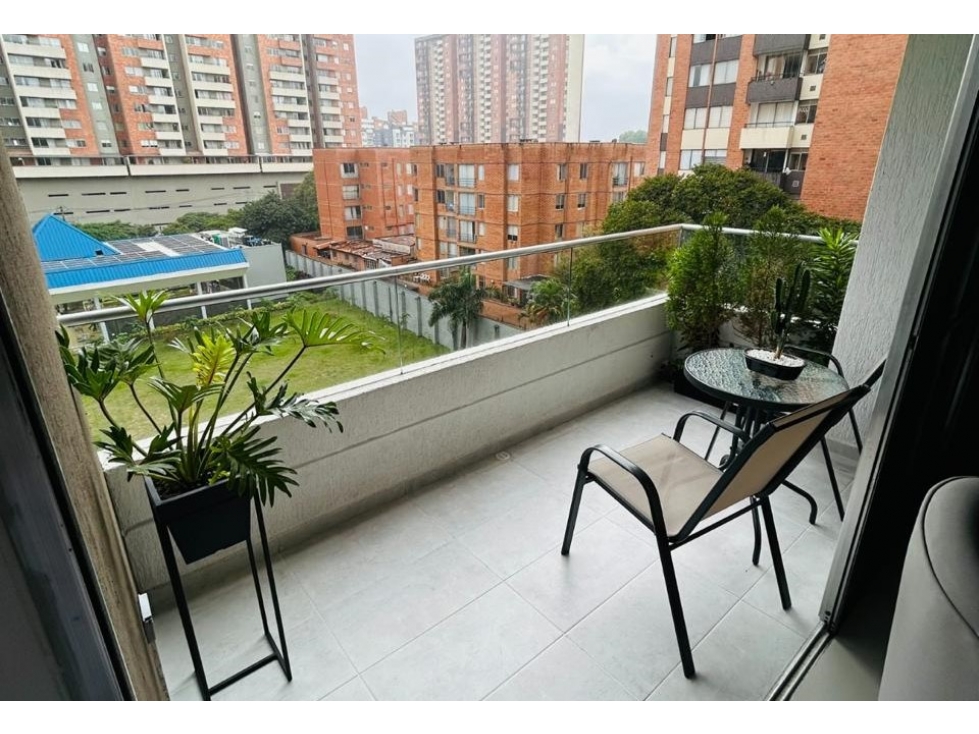 Apartamento en Venta Los Colores, Medellín. — foto 2