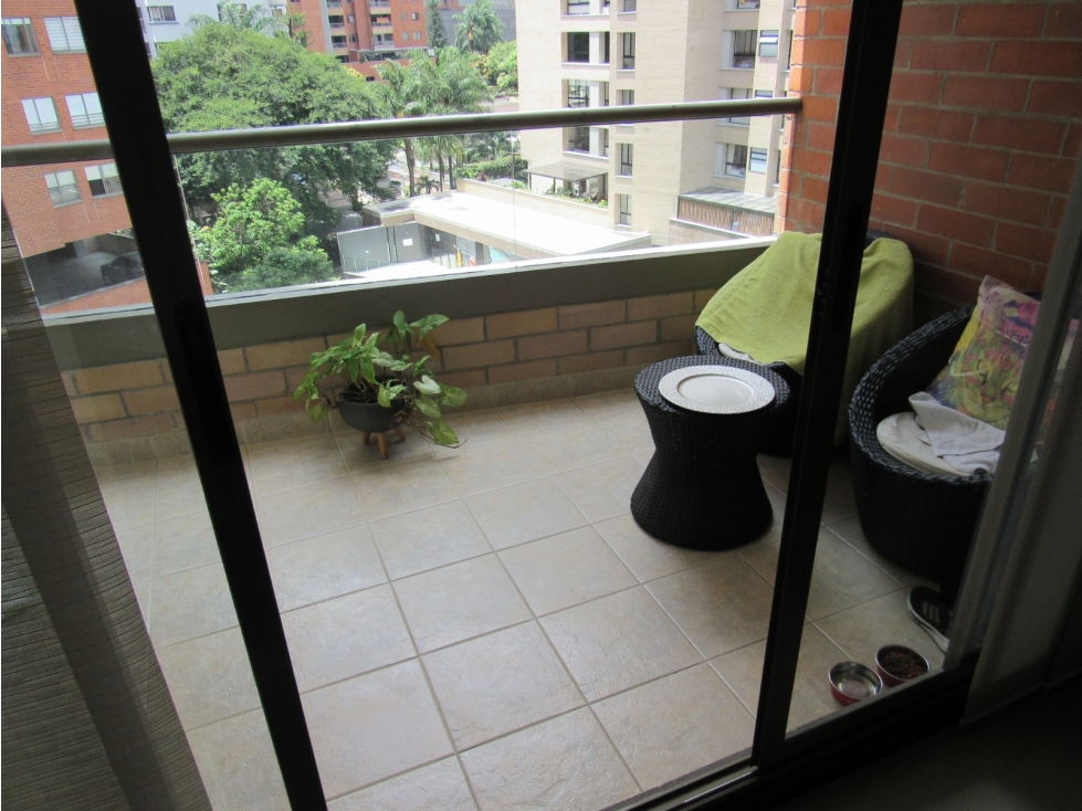 Apartamento en Arriendo Poblado, Medellín. — foto 3
