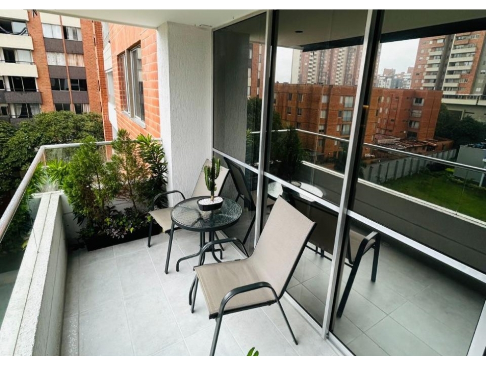 Apartamento en Venta Los Colores, Medellín. — foto 3