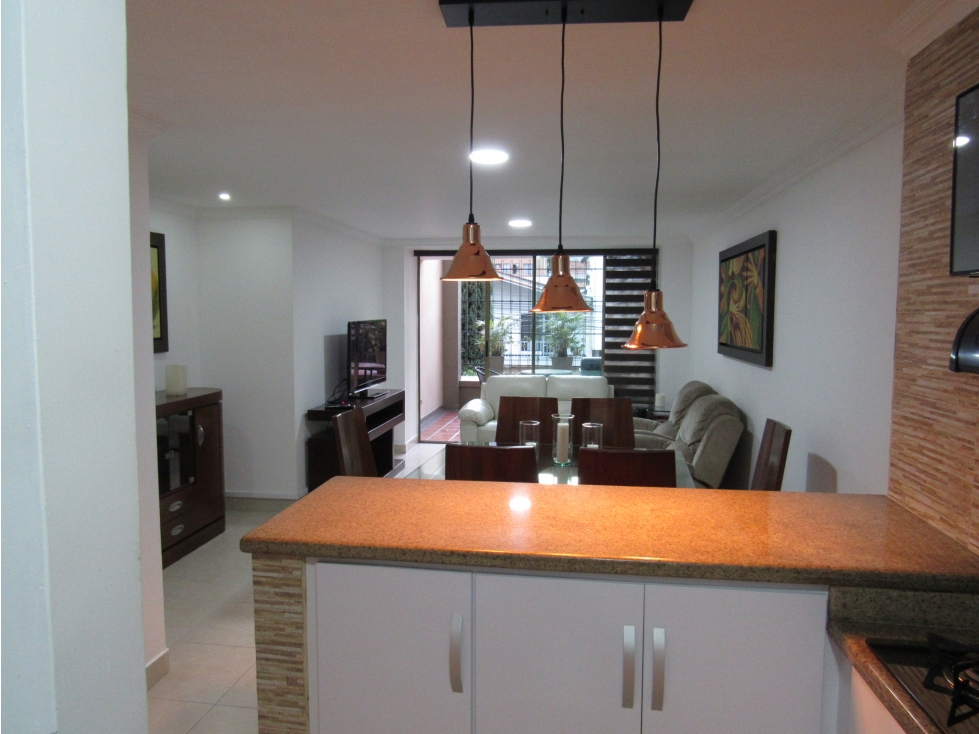 Apartamento Amoblado en Arriendo Laureles, Medellín — foto 5