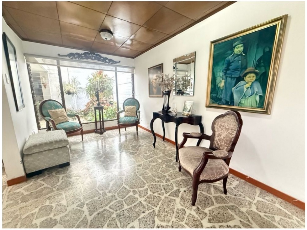 Casa Lote en Venta Laureles, Medellín.