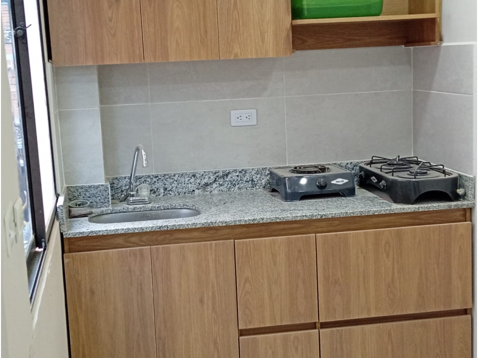 Apartaestudio en Arriendo Santa Lucia, Medellín. — foto 4