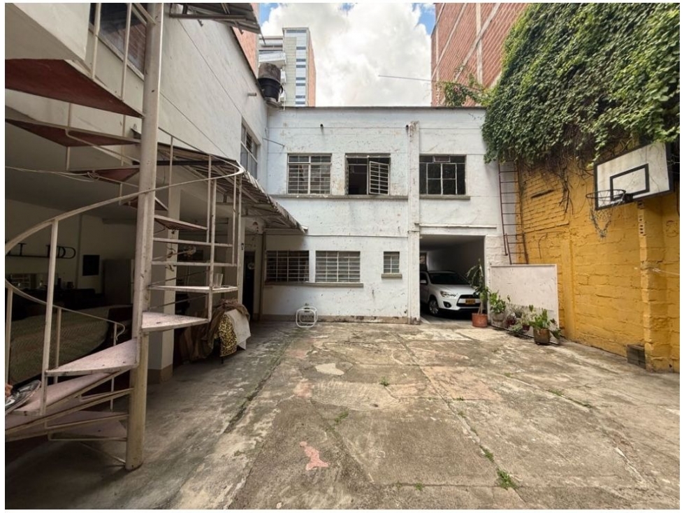 Casa lote en venta San joaquin, Medellín.