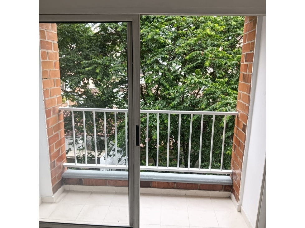 Apartamento en Arriendo Sabaneta, Medellín. — foto 2