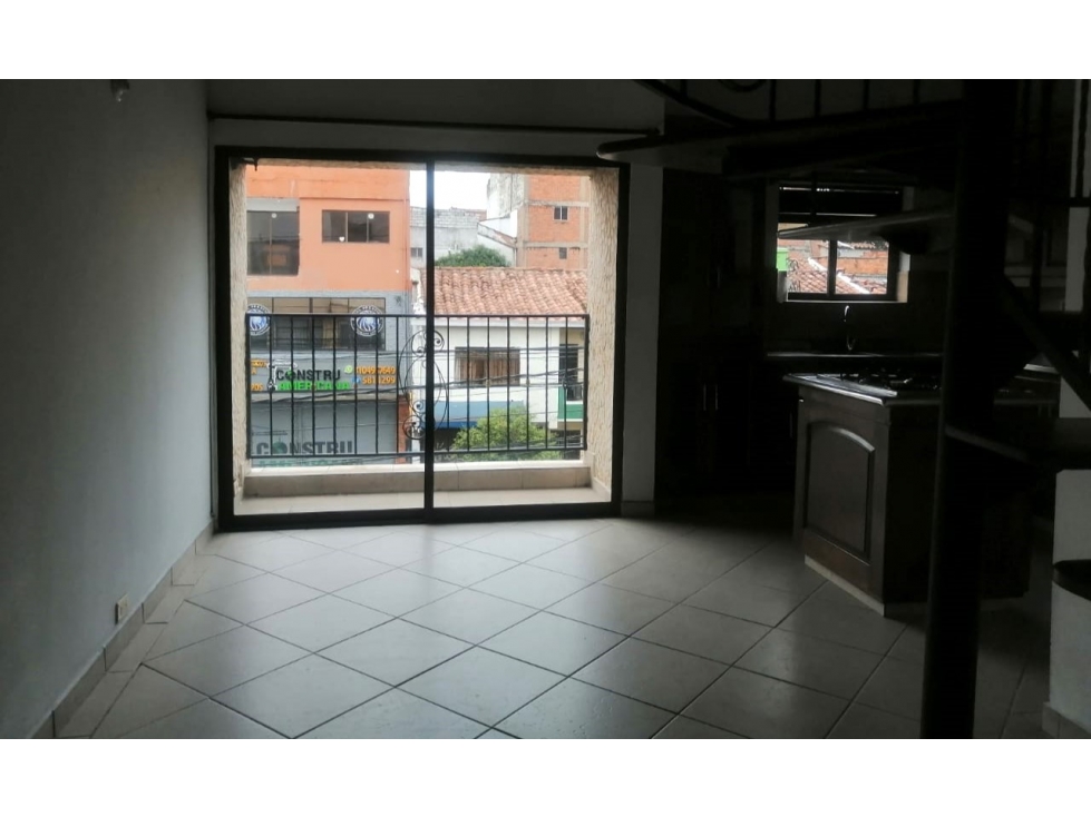 Apartamento Dúplex en Venta Belén Rosales, Medellín. — foto 3