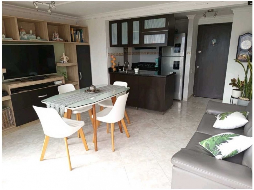 Apartamento en Venta Loma de los Bernal, Medellín.