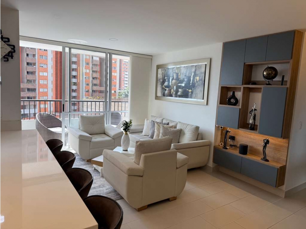 Apartamento Amoblado en Arriendo Los Colores, Medellín. — foto 3