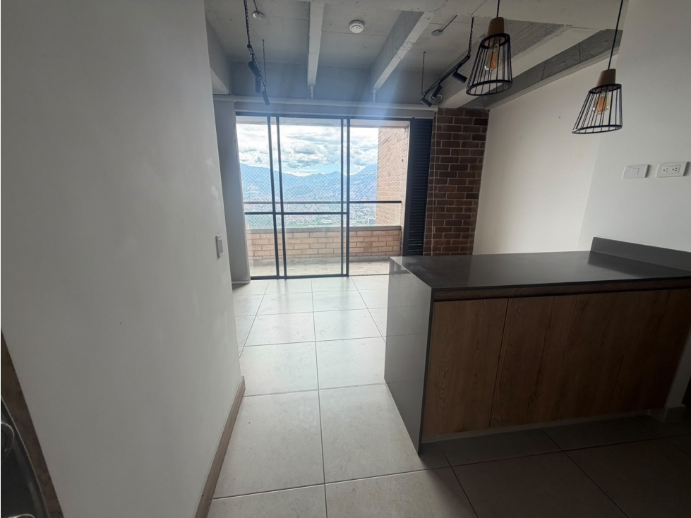 Apartamento en Arriendo Loma del indio , Medellín. — foto 2