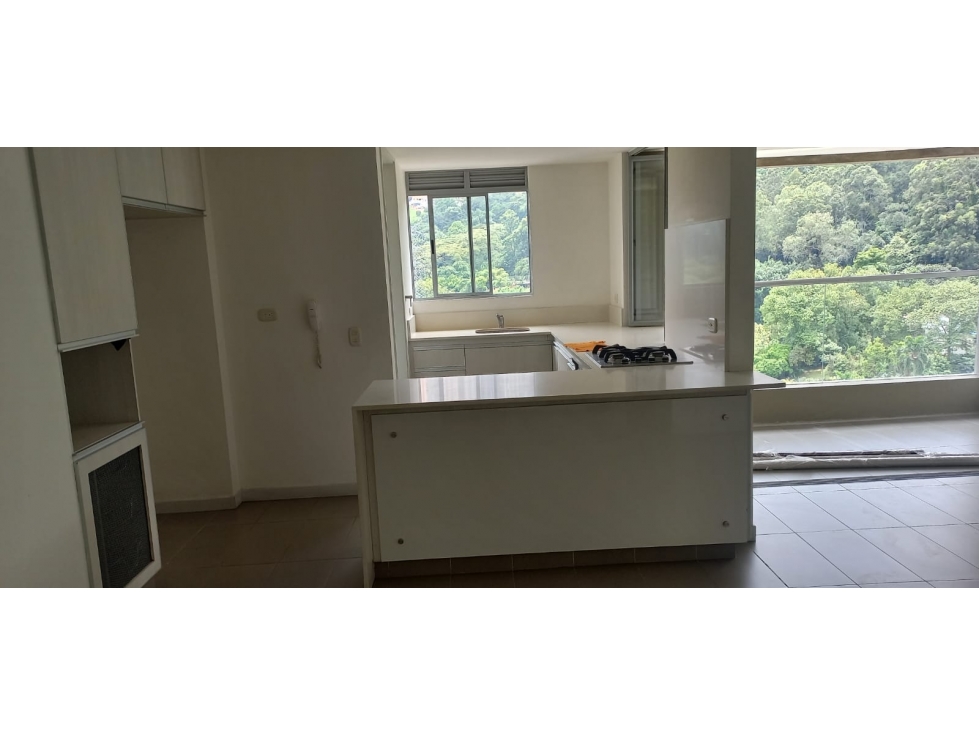 Apartamento en Arriendo El Poblado, Medellín.