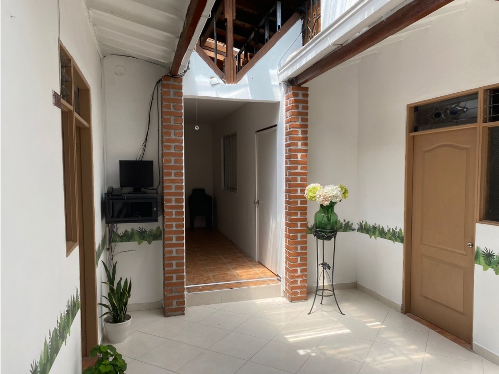 Casa comercial en Arriendo Laureles, Medellín — foto 4