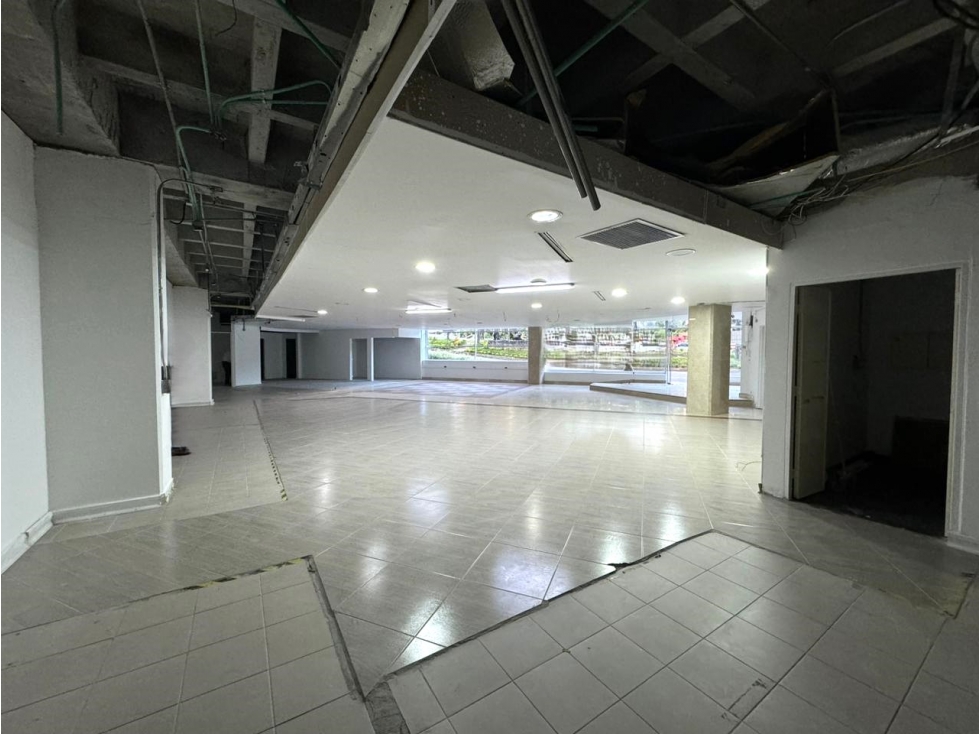 Local en Venta o Arriendo en La Mota, Medellín. — foto 4