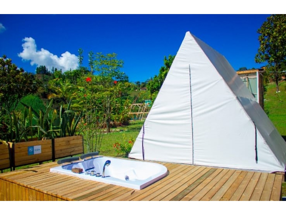 Venta Hotel en Guatape - 1