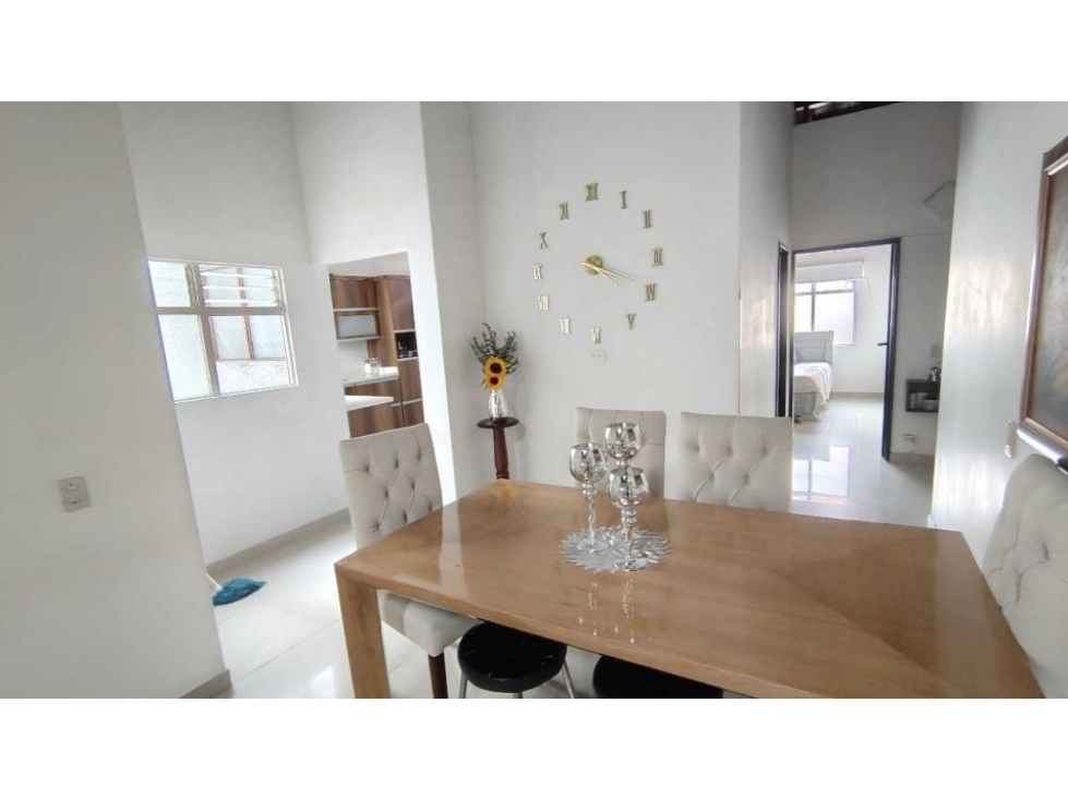 Venta de Casa Lote Laureles La Castellana