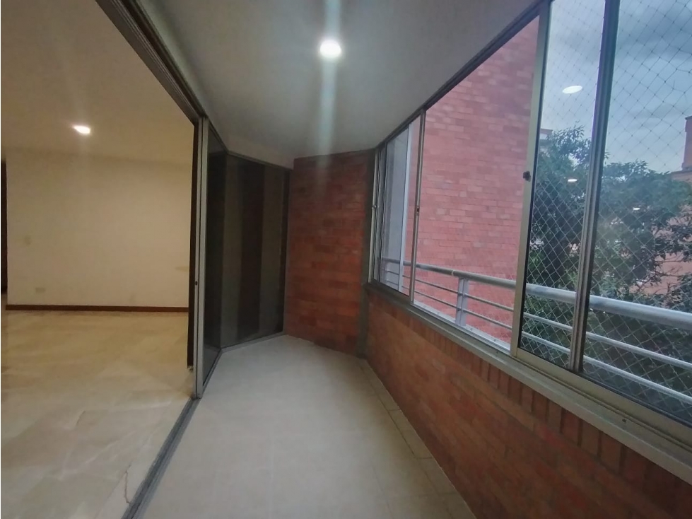 Apartamento en Venta Laureles, Medellín. — foto 4