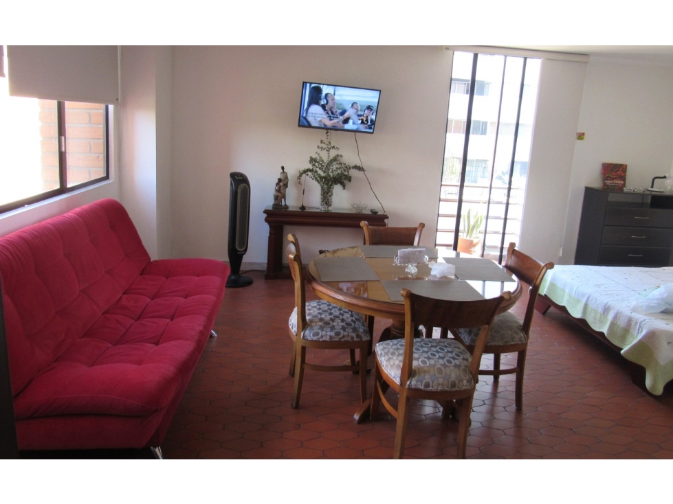 Apartaestudio Amoblado en Arriendo Centro Parque Bolívar, Medellín.