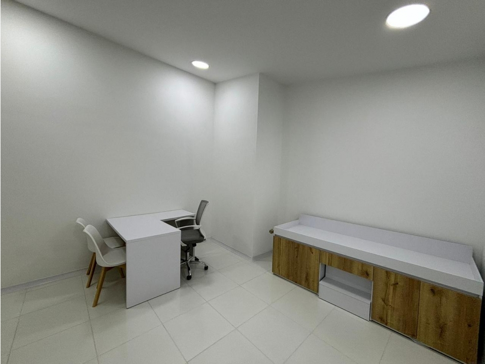 Oficinas en Arriendo Los Colores, Medellín. — foto 4