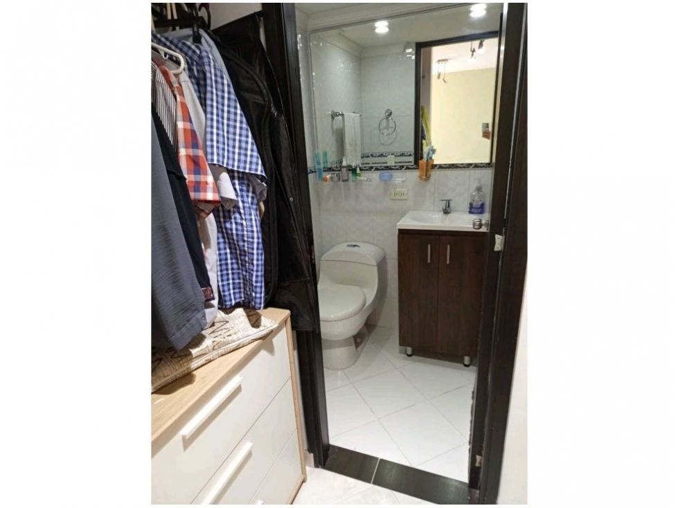 Apartamento en Venta Loma de los Bernal, Medellín. — foto 4