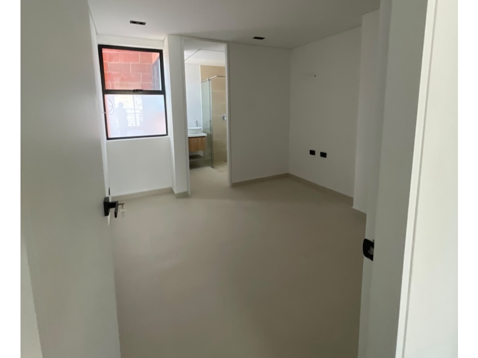 Apartamento en venta en Laureles con R.P.H para rentas cortas — foto 5