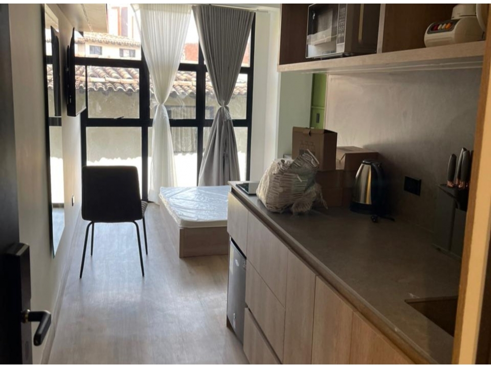 Apartaestudio Amoblado en Arriendo Laureles, Medellín. — foto 4