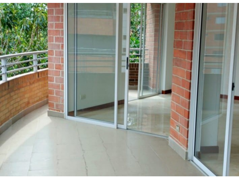 Apartamento en Arriendo Laureles, Medellín.