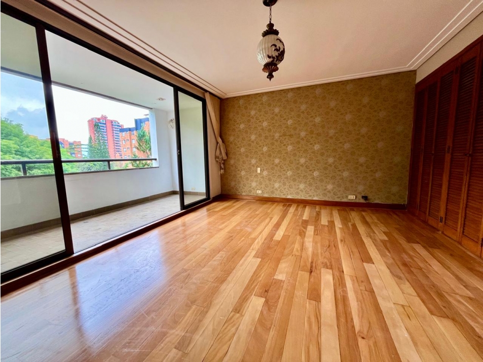 Apartamento en Venta Loma del Campestre El Poblado, Medellín. — foto 5