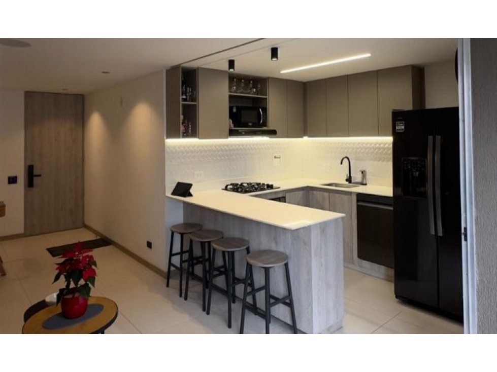 Apartamento en Venta Los Colores, Medellín. — foto 5