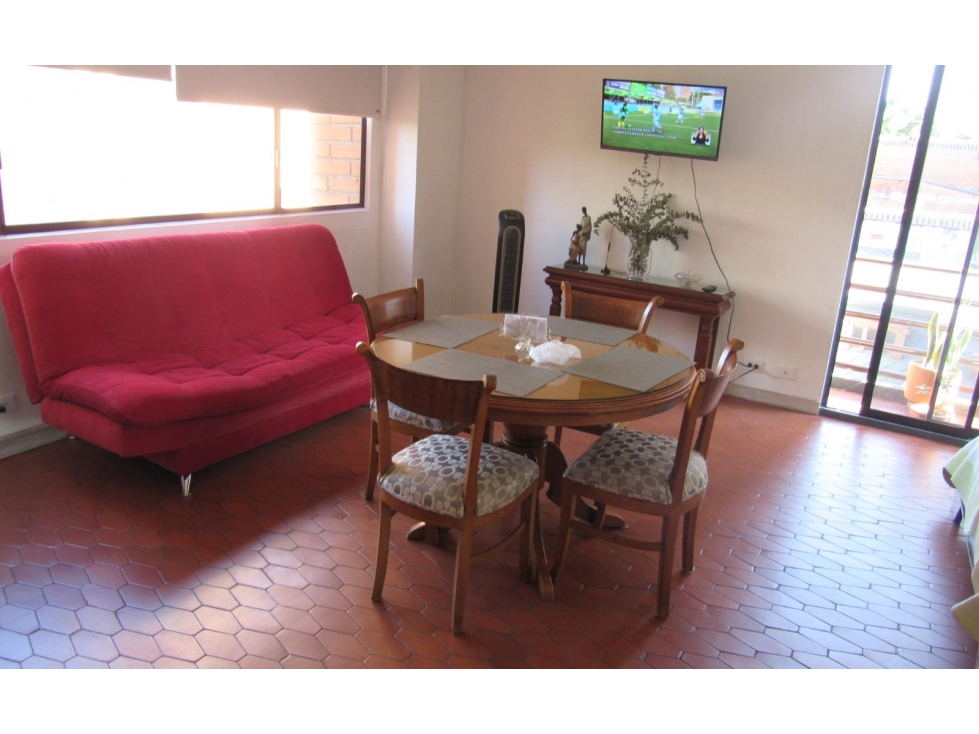 Apartaestudio Amoblado en Arriendo Centro Parque Bolívar, Medellín. — foto 2
