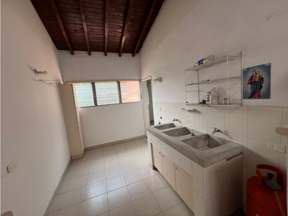 Apartamento en Venta La castellana ( villa de aburra), Medellín. — foto 3